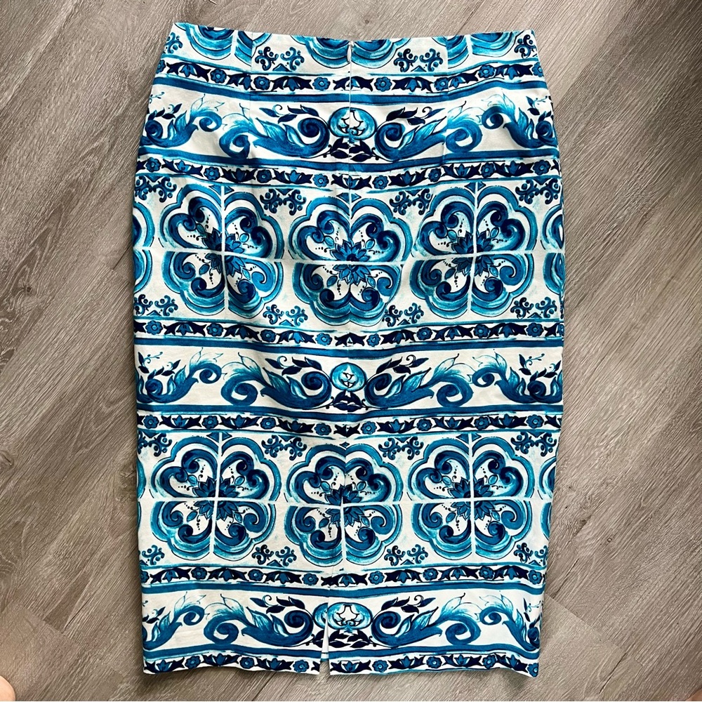 Samantha Sung Floral Paisley Knee Length Full Pencil Skirt White Blue Size US 6 - Picture 3 of 6